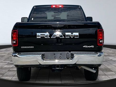 Used 2025 RAM 2500 Big Horn AWD/4WD image 23