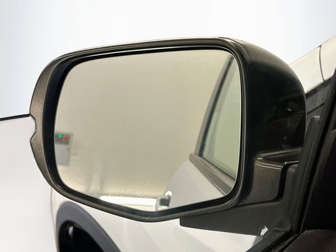 Used 2024 Honda Passport EX-L image 16