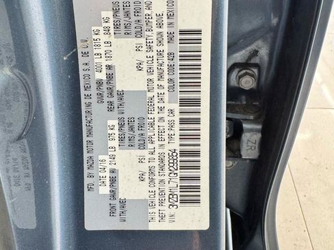 Used 2016 MAZDA MAZDA3 i Touring FWD image 45