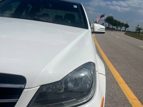 Used 2014 Mercedes-Benz C 300 4MATIC Sedan image 15
