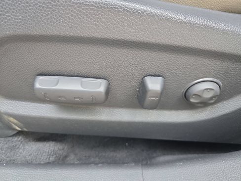 Used 2019 Hyundai Santa Fe XL FWD image 17