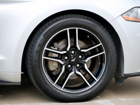 Used 2019 Ford Mustang Premium RWD image 30