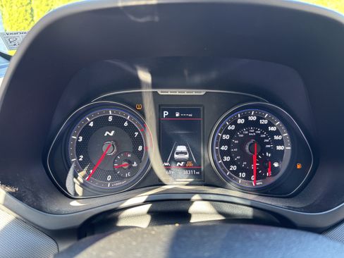 Used 2022 Hyundai Veloster N FWD image 19