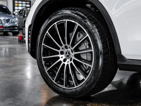 Used 2021 Mercedes-Benz GLC 300 image 59