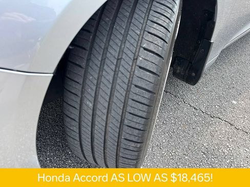 Used 2018 Honda Accord Touring image 32