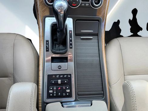 Used 2013 Land Rover Range Rover Sport HSE AWD/4WD image 16
