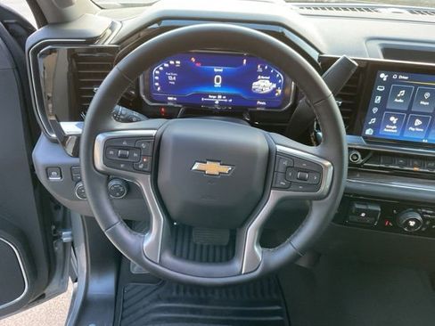 New 2025 Chevrolet Silverado 1500 LT image 17