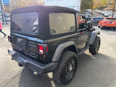 Used 2024 Jeep Wrangler Sport S image 5