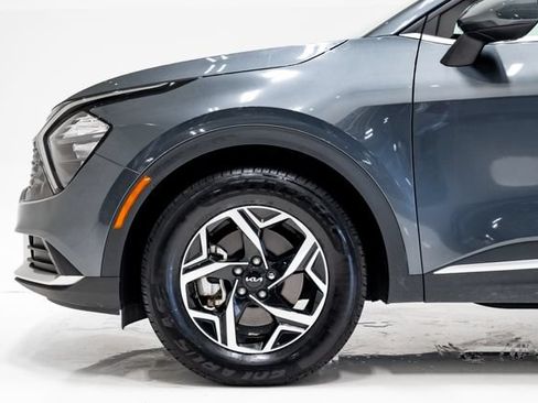 Used 2023 Kia Sportage LX FWD image 29