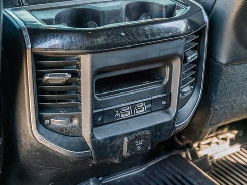 Used 2019 RAM 3500 Laramie image 37