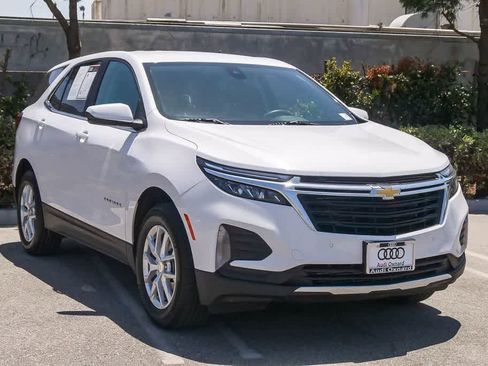 Used 2024 Chevrolet Equinox LT FWD image 3