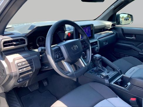 Used 2024 Toyota Tacoma TRD Off-Road AWD/4WD image 18