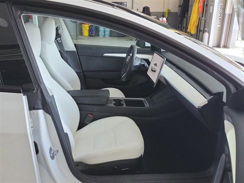 Used 2022 Tesla Model 3 Long Range image 5