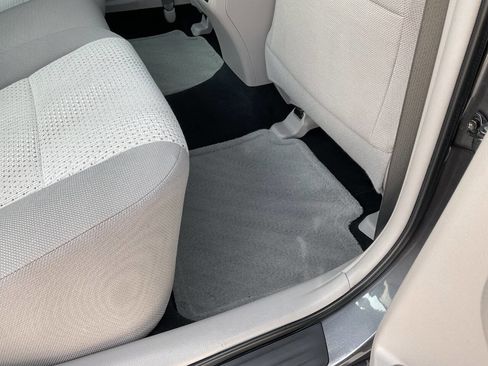 Used 2012 Toyota Camry LE image 36