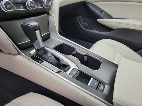 Used 2019 Honda Accord EX-L image 29