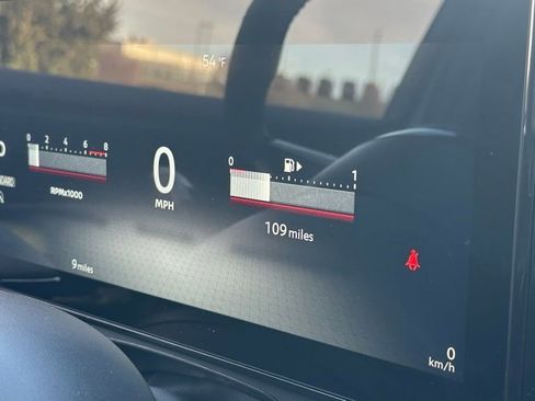 New 2026 Nissan Kicks SR FWD image 33