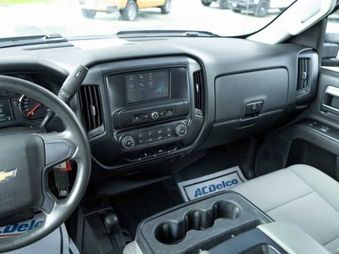 Used 2017 Chevrolet Silverado 2500 W/T w/ WT Convenience Package image 17