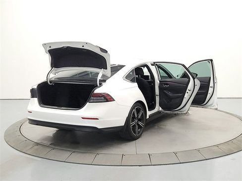 Used 2024 Honda Accord Sport image 10