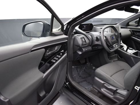 Used 2024 Subaru Solterra Premium image 8