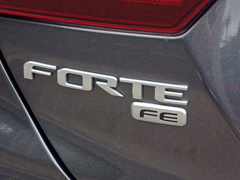 Used 2024 Kia Forte LX FWD image 13