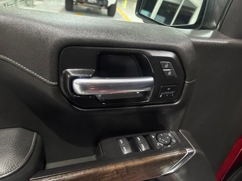 Used 2021 GMC Sierra 1500 Denali w/ Technology Package AWD/4WD image 17