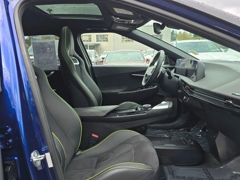 Used 2023 Kia EV6 GT image 10