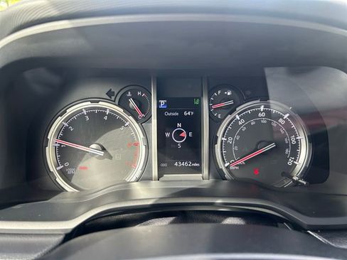 Certified 2023 Toyota 4Runner TRD Off-Road Premium w/ Moonroof Package image 14