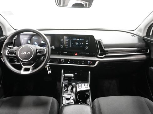Used 2023 Kia Sportage LX image 13