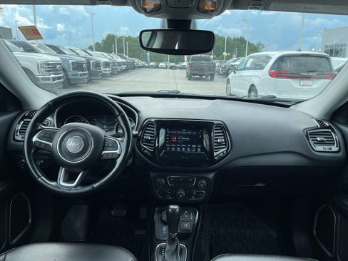 Used 2021 Jeep Compass Latitude AWD/4WD image 15
