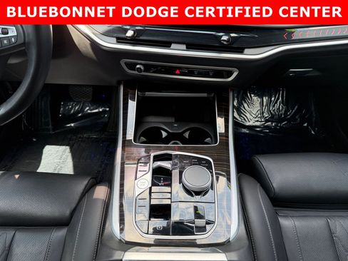 Used 2025 BMW X5 xDrive50e AWD/4WD image 18