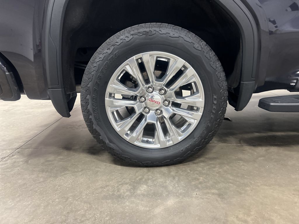 Certified 2022 GMC Sierra 1500 Denali w/ Technology Package AWD/4WD image 10