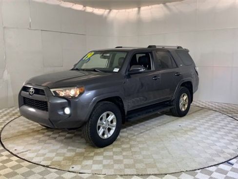 Used 2019 Toyota 4Runner SR5 Premium image 4