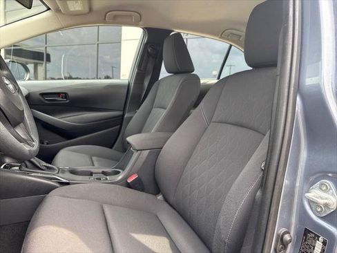 Used 2024 Toyota Corolla LE FWD image 12
