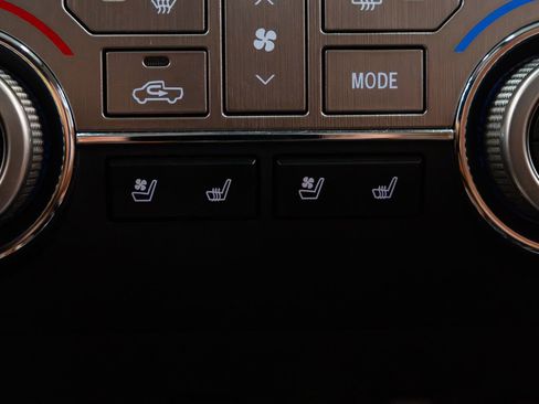Used 2020 Toyota Tundra 1794 Edition w/ TRD Off-Road Package AWD/4WD image 12