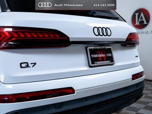 Used 2023 Audi Q7 2.0T Premium Plus w/ Premium Plus Package AWD/4WD image 11