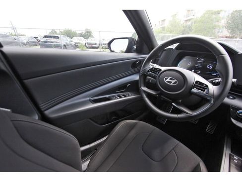 Certified 2026 Hyundai Elantra Sport FWD image 9