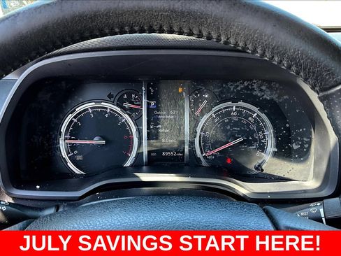 Used 2021 Toyota 4Runner TRD Off-Road AWD/4WD image 17