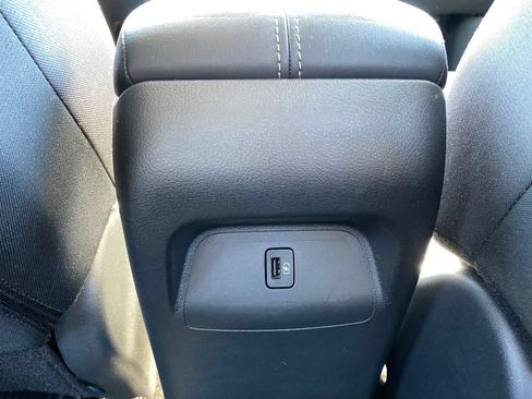 Used 2025 Nissan Sentra SV w/ All-Weather Package FWD image 24