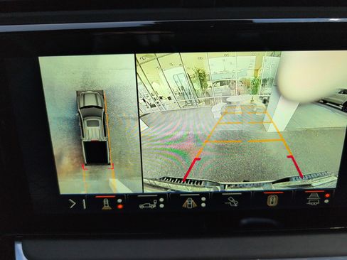 Used 2025 GMC Sierra 1500 Denali Ultimate image 23