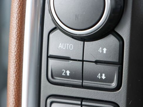 Used 2022 Chevrolet Silverado 2500 High Country image 22