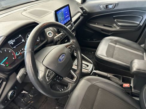 Used 2020 Ford EcoSport SES image 9