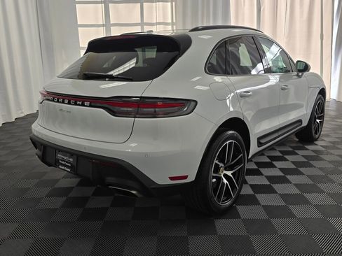 New 2026 Porsche Macan image 7