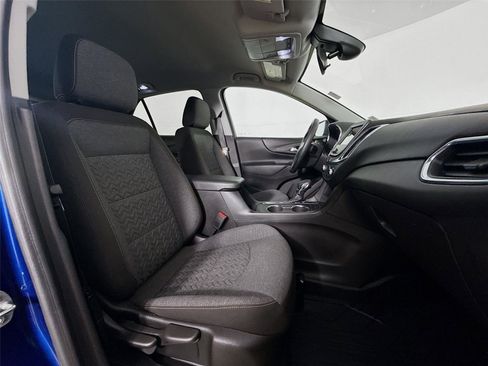 Used 2023 Chevrolet Equinox LT image 28