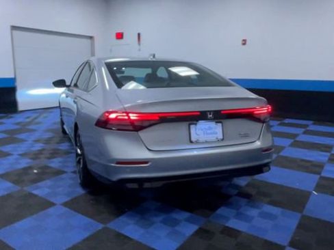 Certified 2023 Honda Accord Touring image 7