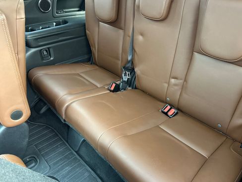 Used 2020 Subaru Ascent Touring w/ Popular Package #2A image 17