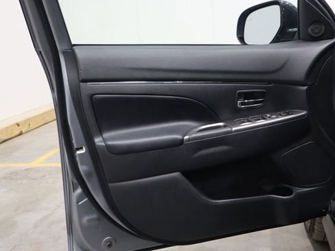 Used 2024 Mitsubishi Outlander Sport ES image 15