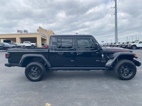 Used 2022 Jeep Gladiator Rubicon w/ LED Lighting Group AWD/4WD image 8