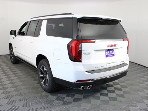 New 2026 GMC Yukon XL AT4 w/ AT4 Premium Plus Package AWD/4WD image 31