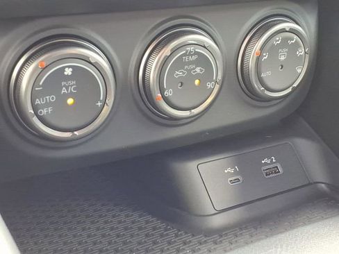 Used 2023 Nissan Z w/ Floor Mat Package (L93) RWD image 30