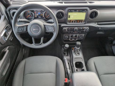 Used 2023 Jeep Gladiator Willys image 28